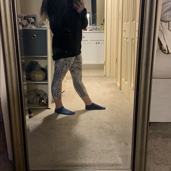 Burton Winter Jacket - Picture 11 of 16